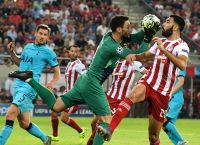 Η μεγάλη βραδιά του Ολυμπιακού στο Λονδίνο