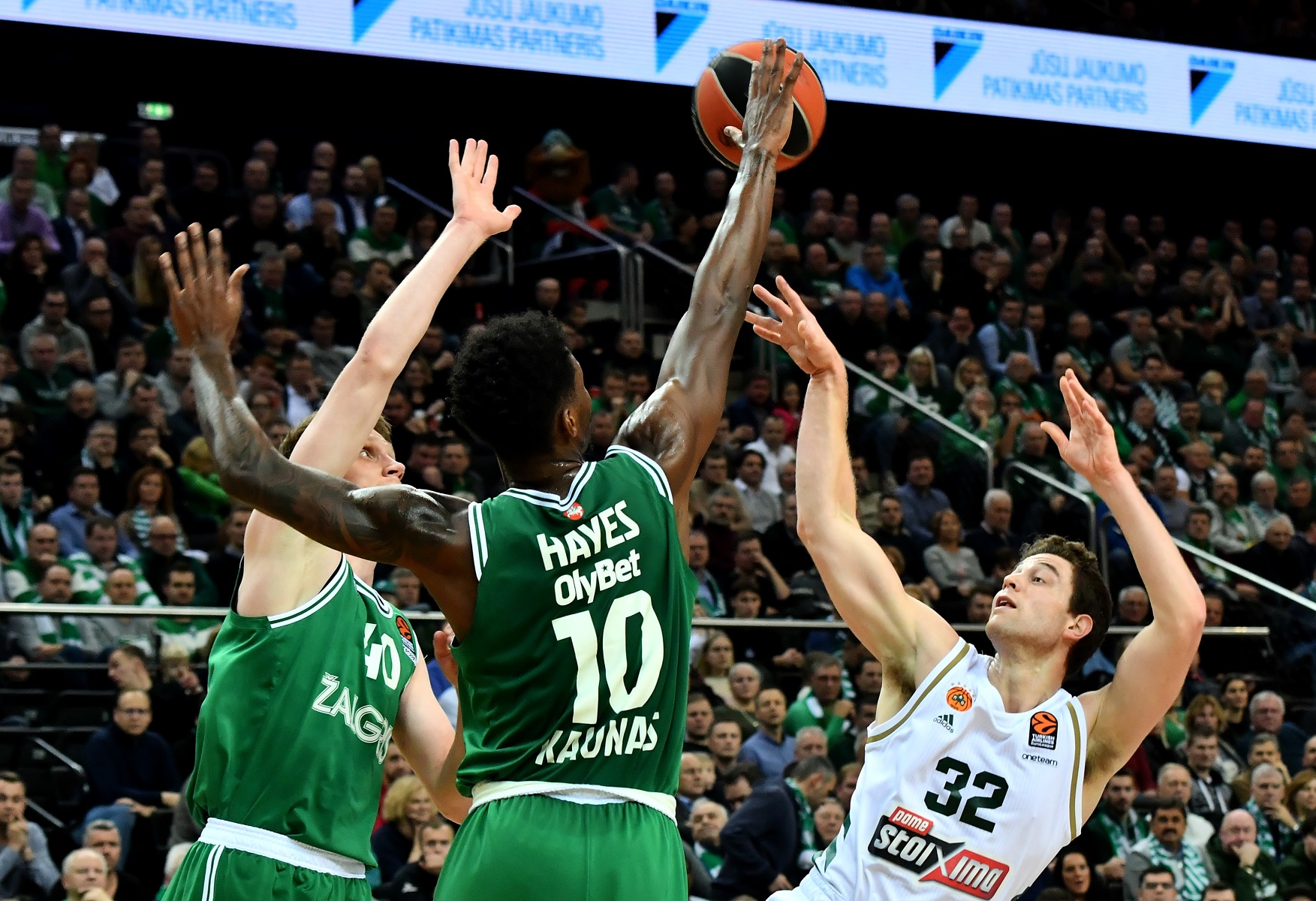 Παναθηναϊκός: Στρέφεται προς την Euroleague με αφορμή τη διαιτησία στο Κάουνας