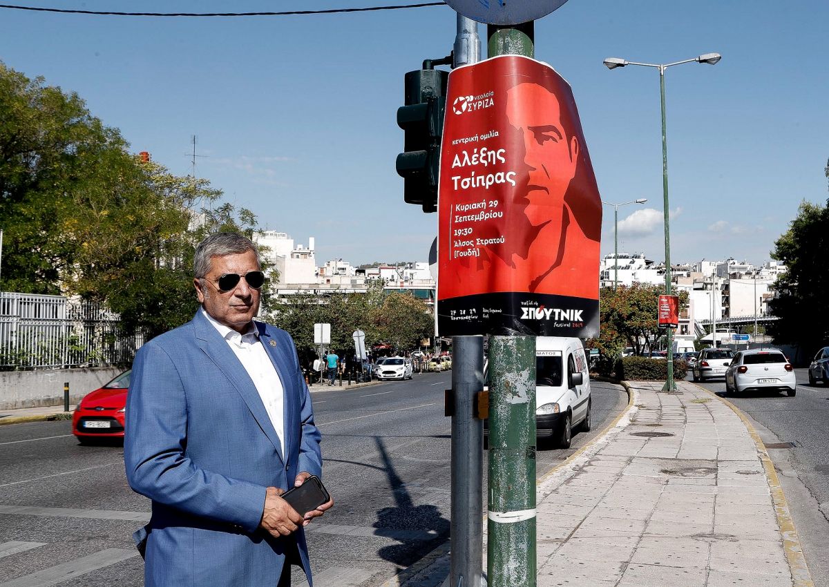 Γιώργος Πατούλης για τις αφίσες Τσίπρα: Ζητάει παρέμβαση Τροχαίας και Εισαγγελίας
