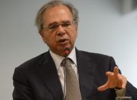 Βραζιλία: Σάλος με δήλωση του υπουργού Οικονομικών για νέα δικτατορία