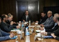 Ψήφος αποδήμων: Κατατέθηκε στα κόμματα το νομοσχέδιο – Διαβάστε αναλυτικά τι περιλαμβάνει