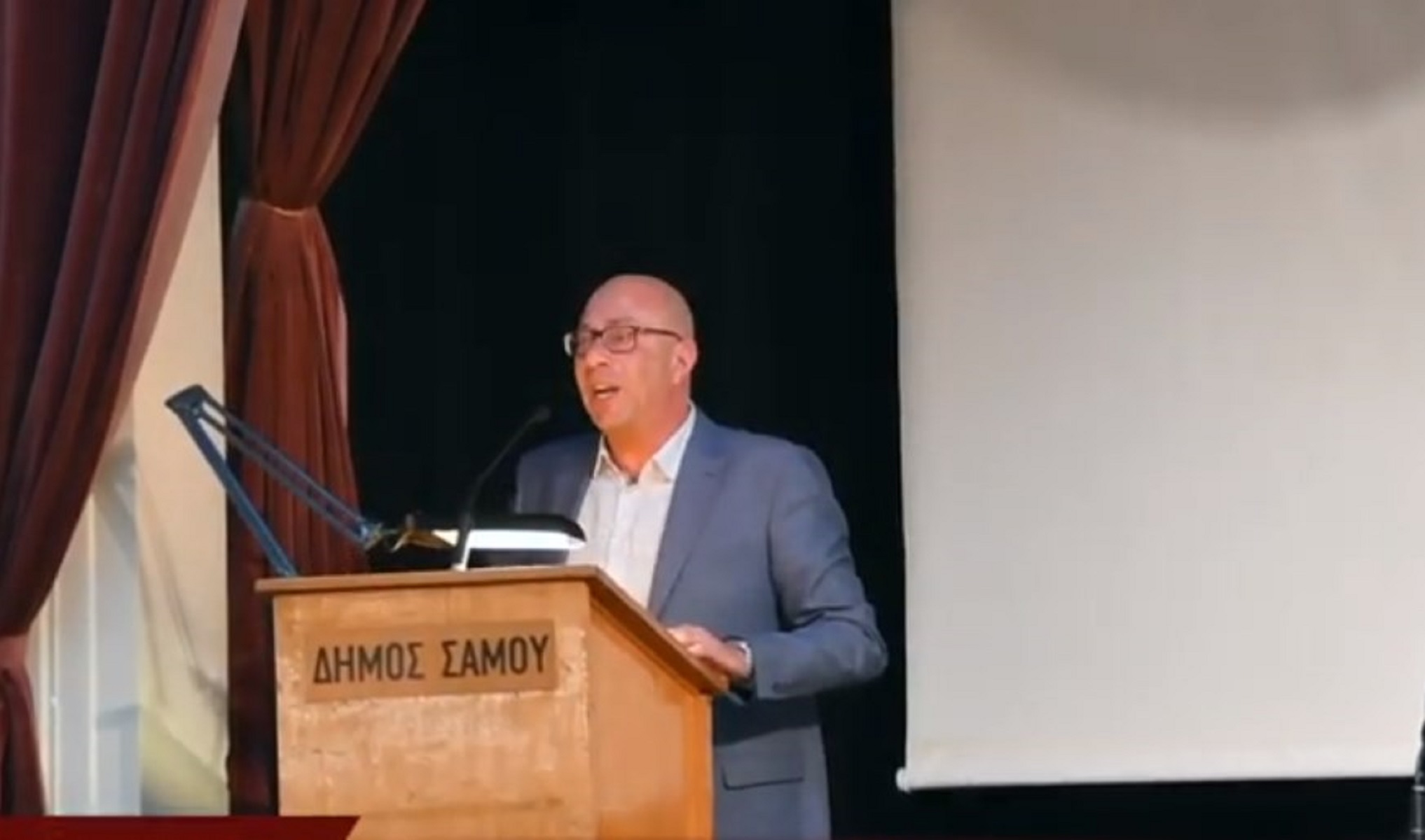 Σάμος: Αντιδράσεις για το κλειστό κέντρο μεταναστών – Προς παραίτηση ο δήμαρχος