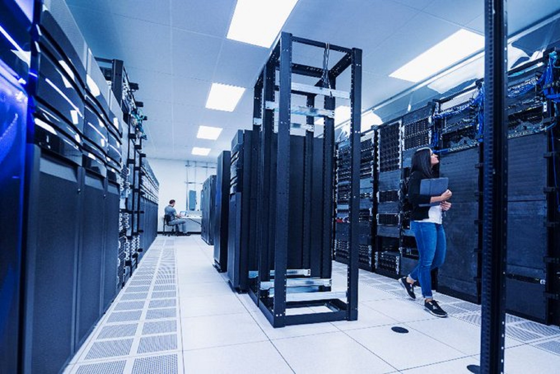 Στροφή στο Cloud από τους παγκόσμιους επενδυτικούς κολοσσούς