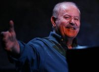 Γιάννης Σπανός: Από την Μπριζίτ Μπαρντό, στην Βίκυ Μοσχολιού και τον Αντώνη Ρέμο Γιάννης Σπανός: Από την Μπριζίτ Μπαρντό, στην Βίκυ Μοσχολιού και τον Αντώνη Ρέμο
