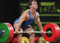 Ναΐμ Σουλεϊμάνογλου: Ο “Ηρακλής τσέπης” δεν είχε ποτέ μία εύκολη ζωή, αλλά πάντα έβγαινε νικητής (pics)