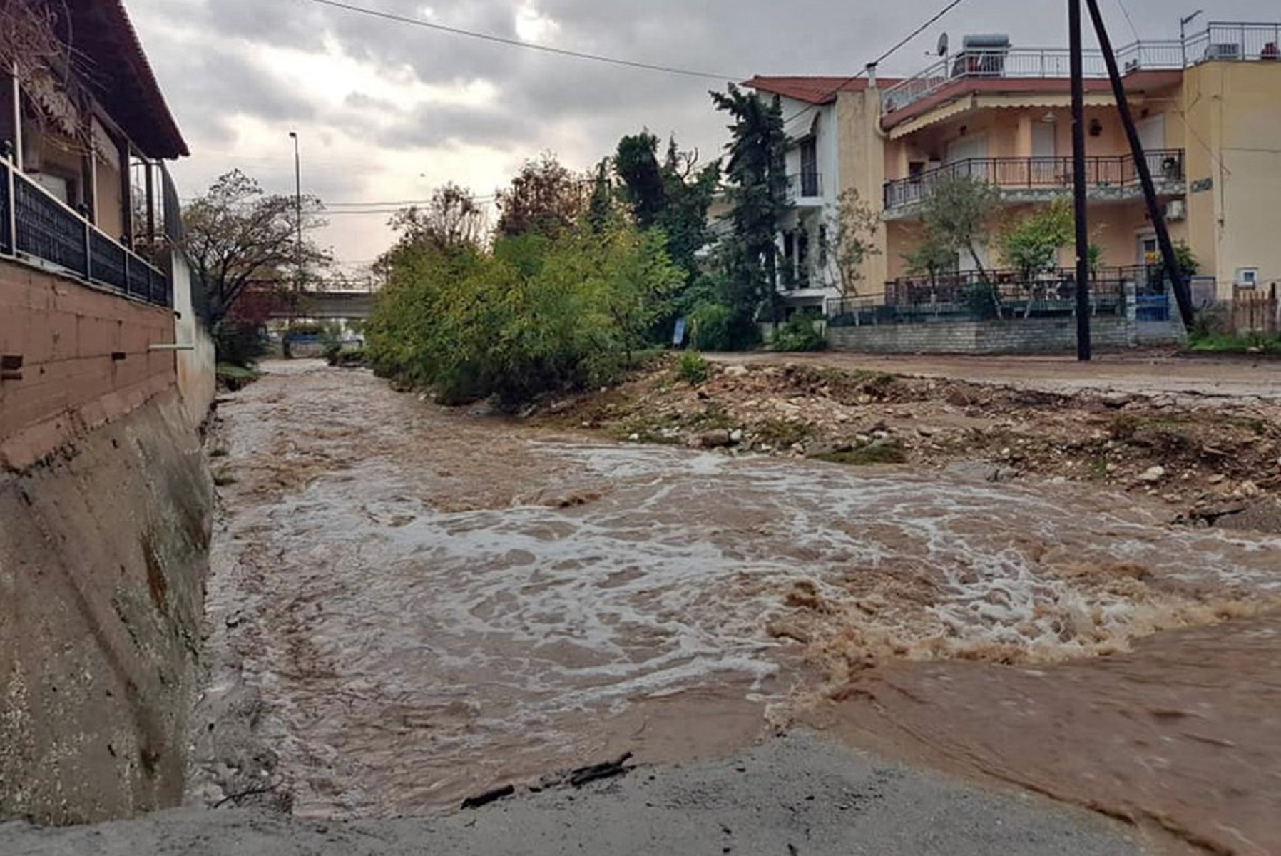 Θάσος: Δραματική η κατάσταση σε πολλές περιοχές λόγω της κακοκαιρίας