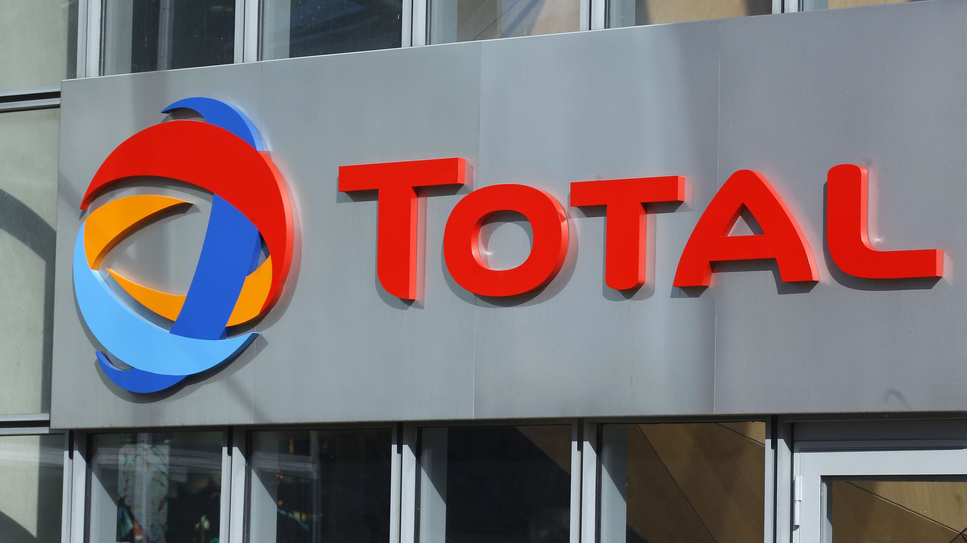 TOTAL