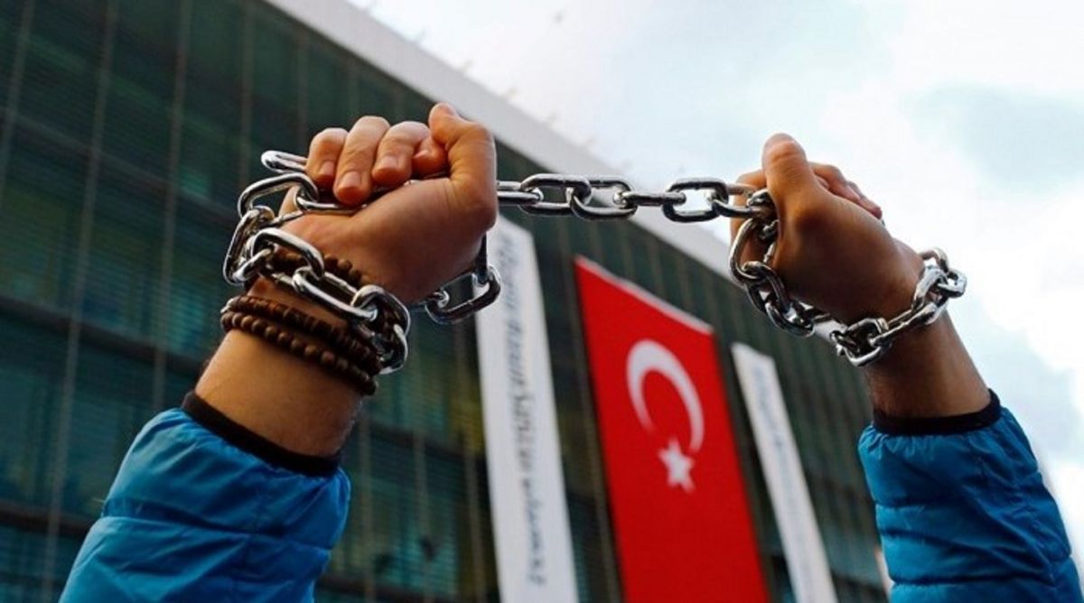 Τουρκία: Στη φυλακή έξι δημοσιογράφοι αντιπολιτευόμενης εφημερίδας