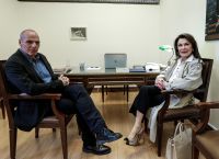 Γιάννα Αγγελοπούλου: Συναντήθηκε με τον Γιάνη Βαρουφάκη για την επιτροπή «Ελλάδα 2021»