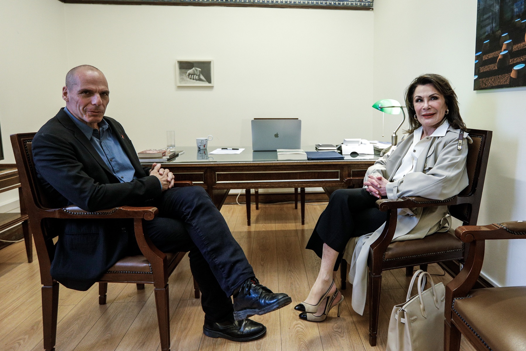 Γιάννα Αγγελοπούλου: Συναντήθηκε με τον Γιάνη Βαρουφάκη για την επιτροπή «Ελλάδα 2021»