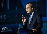 Κωστής Χατζηδάκης: «Οδεύουμε σε άμεση λύση με τη ΛΑΡΚΟ» Κωστής Χατζηδάκης: «Οδεύουμε σε άμεση λύση με τη ΛΑΡΚΟ»