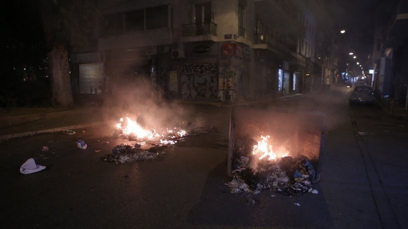 Ζωγράφου: Άγριο ξύλο μεταξύ Ολυμπιακών και Παναθηναϊκών – Τραυματίες και προσαγωγές