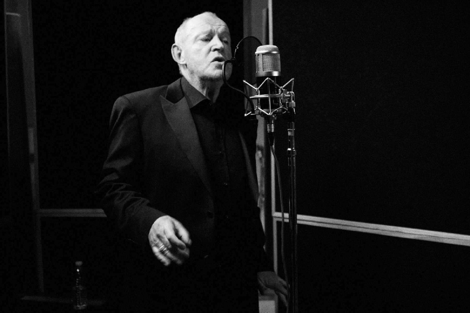 Τζο Κόκερ: Σαν σήμερα το 2014 πεθαίνει ο διάσημος Άγγλος τραγουδιστής