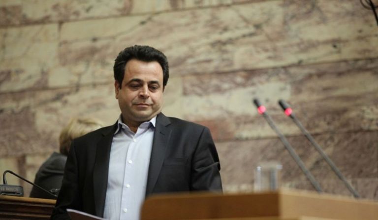Νεκτάριος Σαντορινιός: Ο πρωθυπουργός πήγε στην Κάσο μόνο για φωτογραφίες
