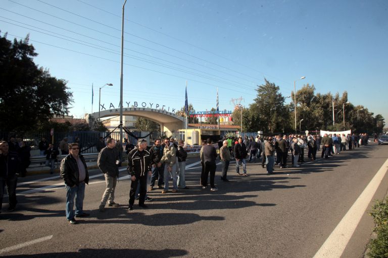 Κλειστή η Αθηνών – Κορίνθου στο ύψος της Χαλυβουργικής