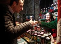 Τρίκαλα: Ο πρωθυπουργός Κυριάκος Μητσοτάκης στον “Μύλο των Ξωτικών” [pics&vid]