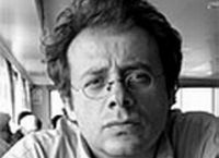 Δημήτρης Ινδαρές: Αυτός είναι ο σκηνοθέτης που μπήκαν στο σπίτι του στο Κουκάκι