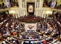 Ισπανία: Προσέγγιση Σοσιαλιστών – Καταλανών για το σχηματισμό κυβέρνησης