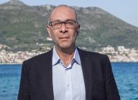 Δήμαρχος Σάμου φώναζε στους μετανάστες «Go! Go now! Φύγετε όλοι από εδώ, τώρα!» [vid]