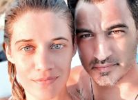 Δήμος Αναστασιάδης: Τι κάνει και εξοργίζει την Τζένη Θεωνά Δήμος Αναστασιάδης: Τι κάνει και εξοργίζει την Τζένη Θεωνά