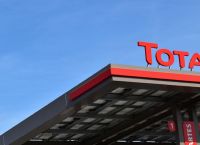 Γαλλία: Μεγάλη πυρκαγιά σε διυλιστήριο της Total
