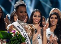 Miss Universe 2019: Η Ζοζιμπίνι Τούνζι η ομορφότερη γυναίκα του 2019 [vids]
