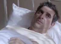 Άγριες Μέλισσες: Ο Δούκας επισκέπτεται τον Μιλτιάδη στο νοσοκομείο