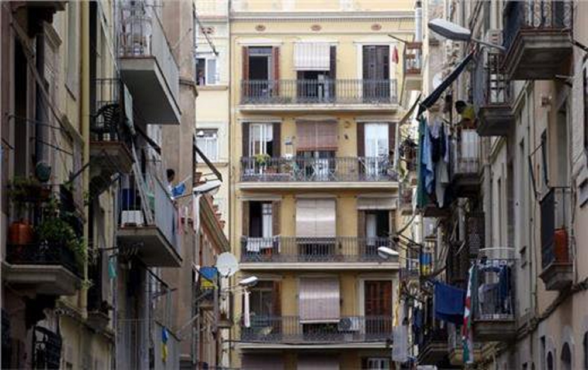 Νέα τάση: Αγοράζω σπίτια και τα ανακαινίζω