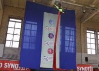 Τρομακτικό ατύχημα: Ακροβάτης έπεσε από τα 7,5 μέτρα – Κινδυνεύει να μην περπατήσει ξανά [vid]