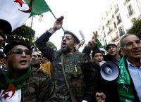 Αλγερία: Χιλιάδες πολίτες διαδηλώνουν κατά των προεδρικών εκλογών που διεξάγονται σήμερα