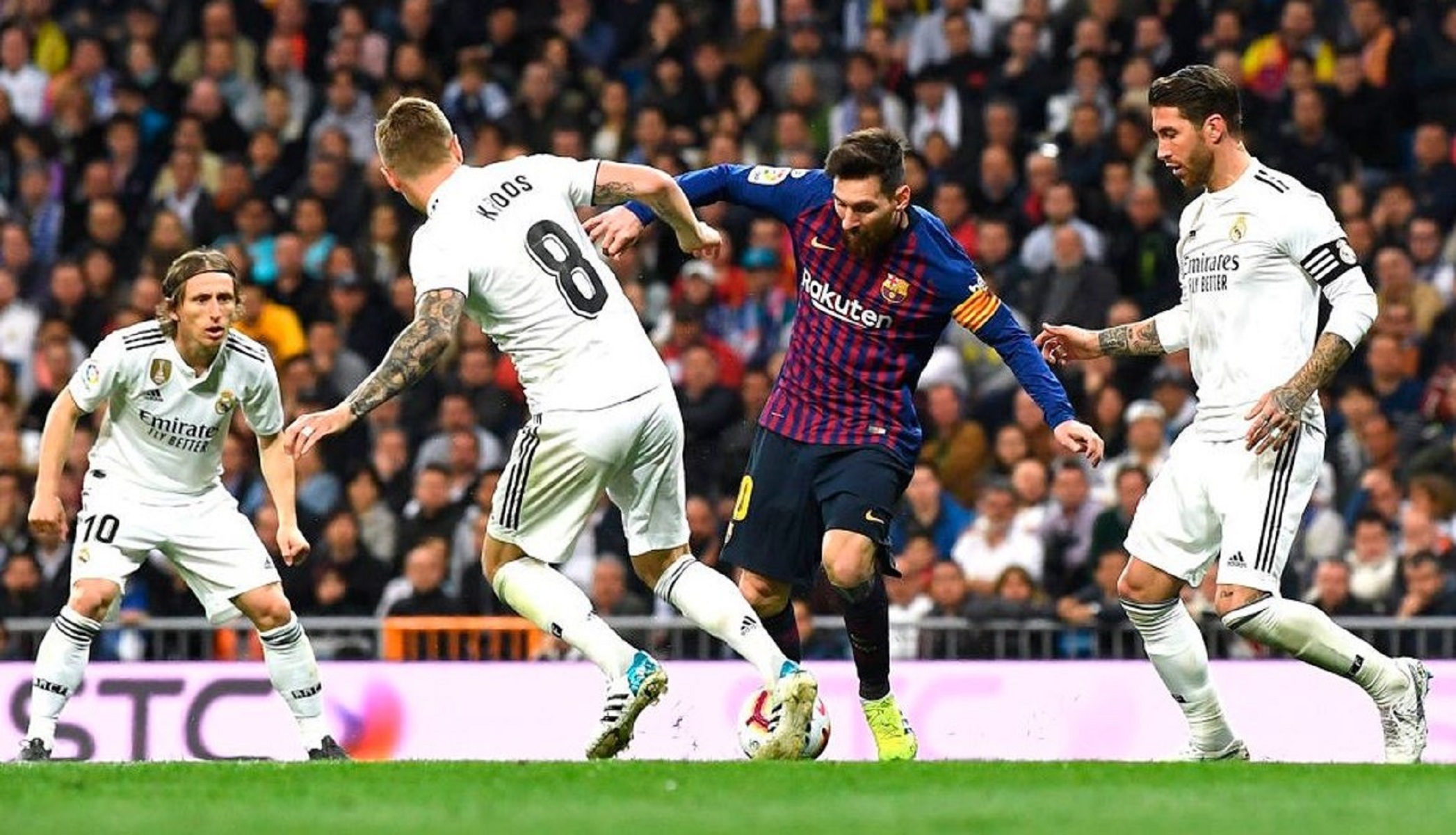 Μονομαχία κορυφής στο El Clasico