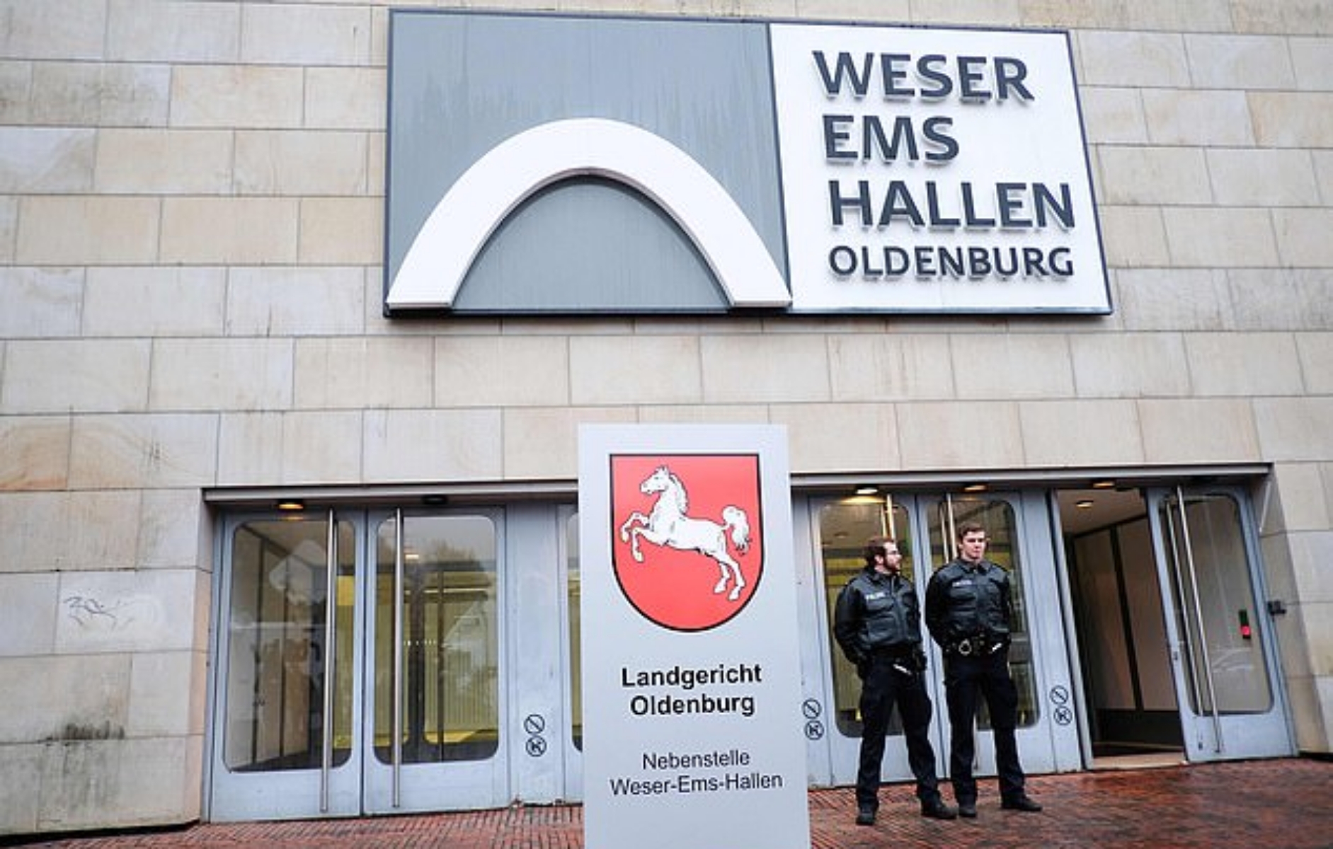 Γερμανία: Άστεγος χτύπησε ποδηλάτη επίτηδες για να πάει φυλακή