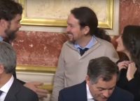 Ισπανία: Αντιδράσεις για τη χαλαρή κουβέντα του Ιγκλέσιας με πολιτικούς αντιπάλους [vid]