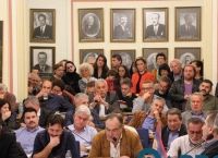 Καλαμάτα: Το δημοτικό συμβούλιο “τελείωσε” τα 5G λόγω στείρωσης