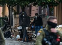 Είναι το κράτος του νόμου και της τάξης ανόητε
