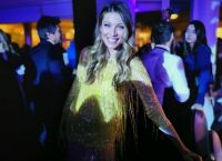 Μαριέττα Χρουσαλά: “Χάρμα οφθαλμών” σε γάμο φίλων [pics]