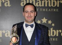 Μαυρίκιος Μαυρικίου: «Ο Κώστας Βουτσάς είναι ακριβοπληρωμένος, αλλά έχει το κοινό του» Μαυρίκιος Μαυρικίου: «Ο Κώστας Βουτσάς είναι ακριβοπληρωμένος, αλλά έχει το κοινό του»