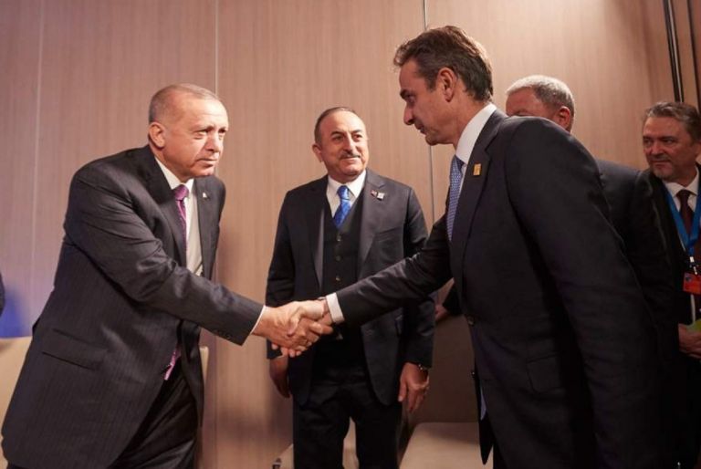 Αν μαζί με τις δηλώσεις η Ελλάδα δεν κρατά και ξύλο, οι «σύμμαχοι» θα ακούνε μόνο την Τουρκία