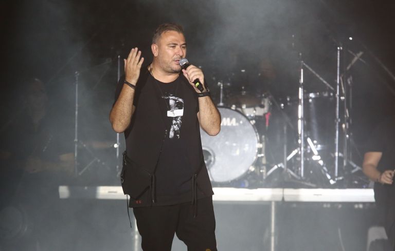 Αντώνης Ρέμος: “Κάποιες στιγμές νιώθω ότι έχω από κάτω το μισό ΑΕΠ της Ελλάδας και όχι μόνο”