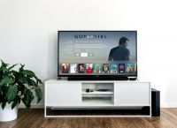 Δες από τι κινδυνεύεις αν έχεις smart TV στο σπίτι