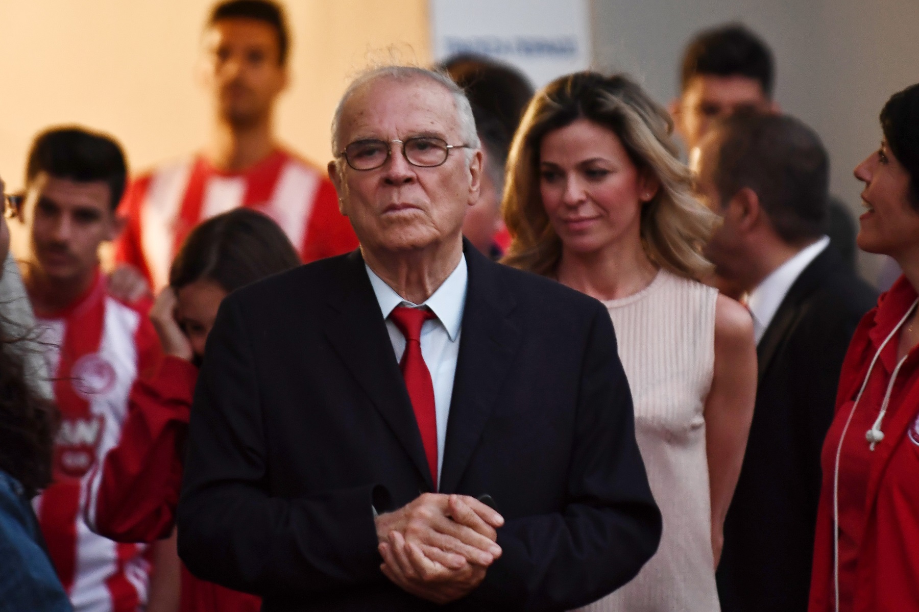 Σάββας Θεοδωρίδης: «Μόνο ο Ολυμπιακός αδικείται από τη διαιτησία»