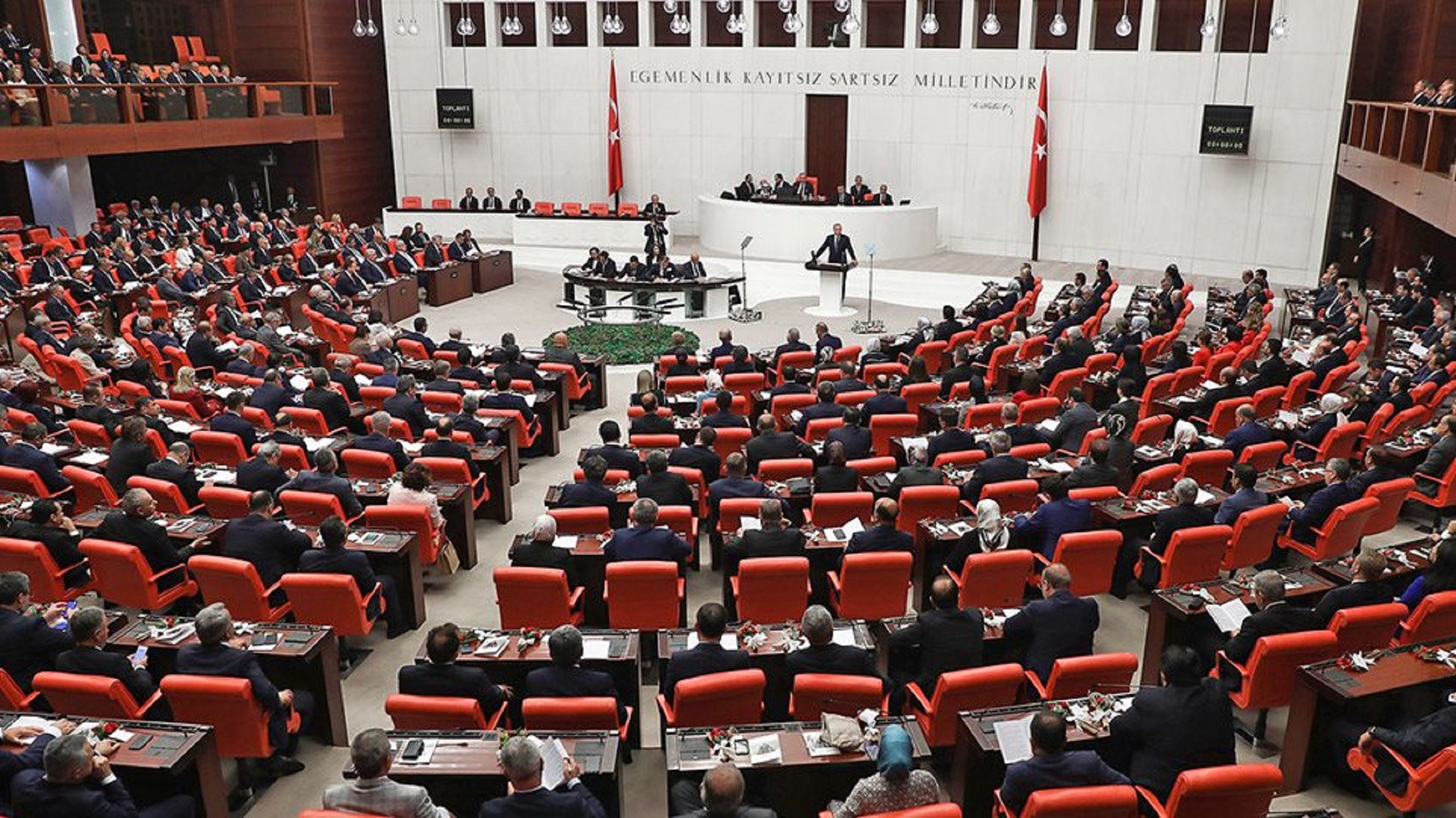 Τουρκία: Η Βουλή ενέκρινε τη στρατιωτική συνεργασία με Λιβύη
