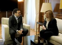 Ο Τσίπρας κλείνει ξανά το μάτι στο ΚΙΝΑΛ Ο Τσίπρας κλείνει ξανά το μάτι στο ΚΙΝΑΛ