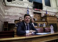 Μιλτιάδης Βαρβιτσιώτης: Μπορούμε να αντιμετωπίσουμε την πανδημία με σεβασμό στα ανθρώπινα δικαιώματα Μιλτιάδης Βαρβιτσιώτης: Μπορούμε να αντιμετωπίσουμε την πανδημία με σεβασμό στα ανθρώπινα δικαιώματα