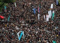 Χονγκ Κονγκ: Λαοθάλασσα για την Ημέρα των Ανθρωπίνων Δικαιωμάτων Χονγκ Κονγκ: Λαοθάλασσα για την Ημέρα των Ανθρωπίνων Δικαιωμάτων