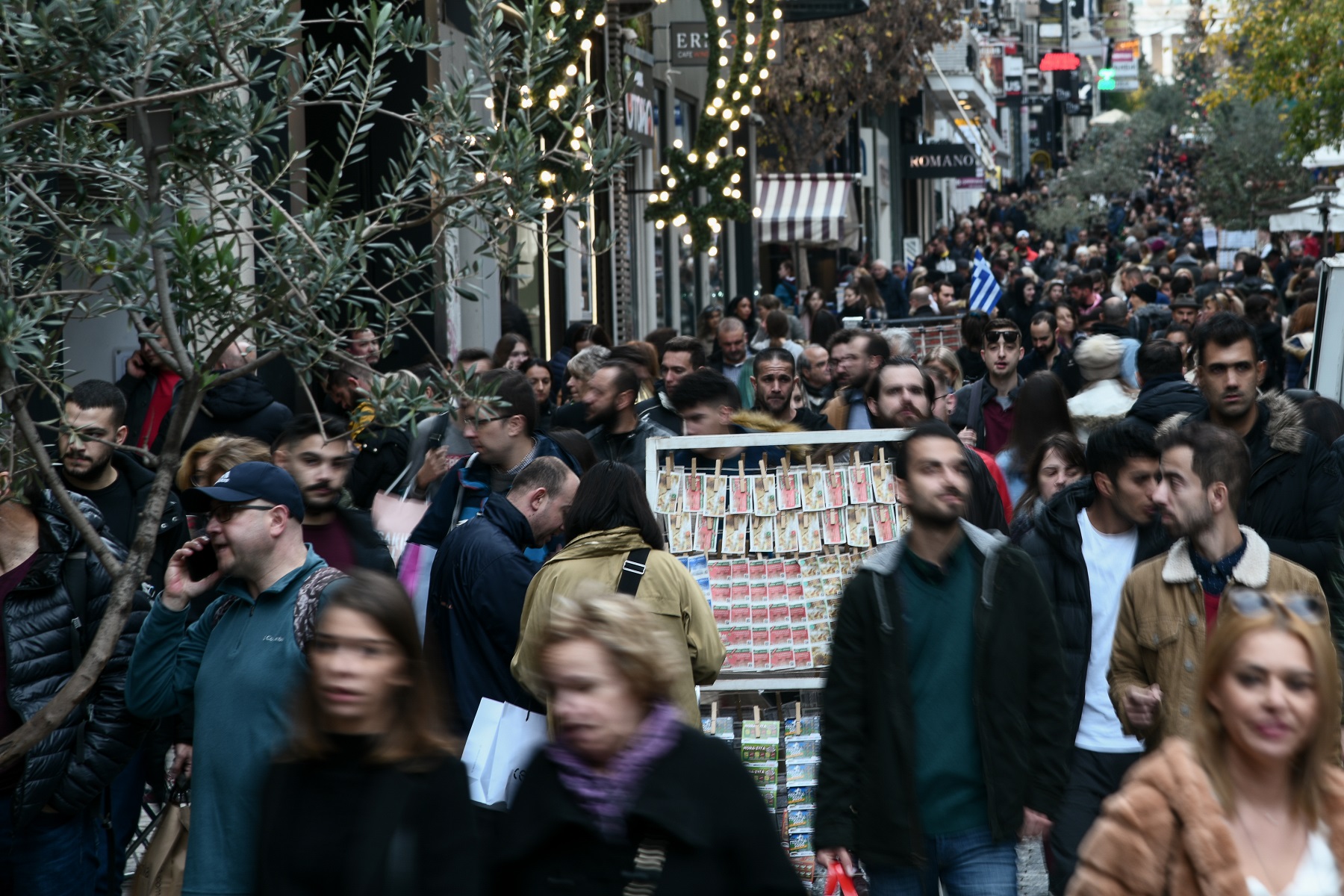 Εποχικά καταστήματα: Ανοίγουν από τη Δευτέρα (7/12)