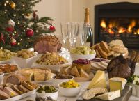 Χριστούγεννα: Μειωμένο το κόστος για το τραπέζι των εορτών