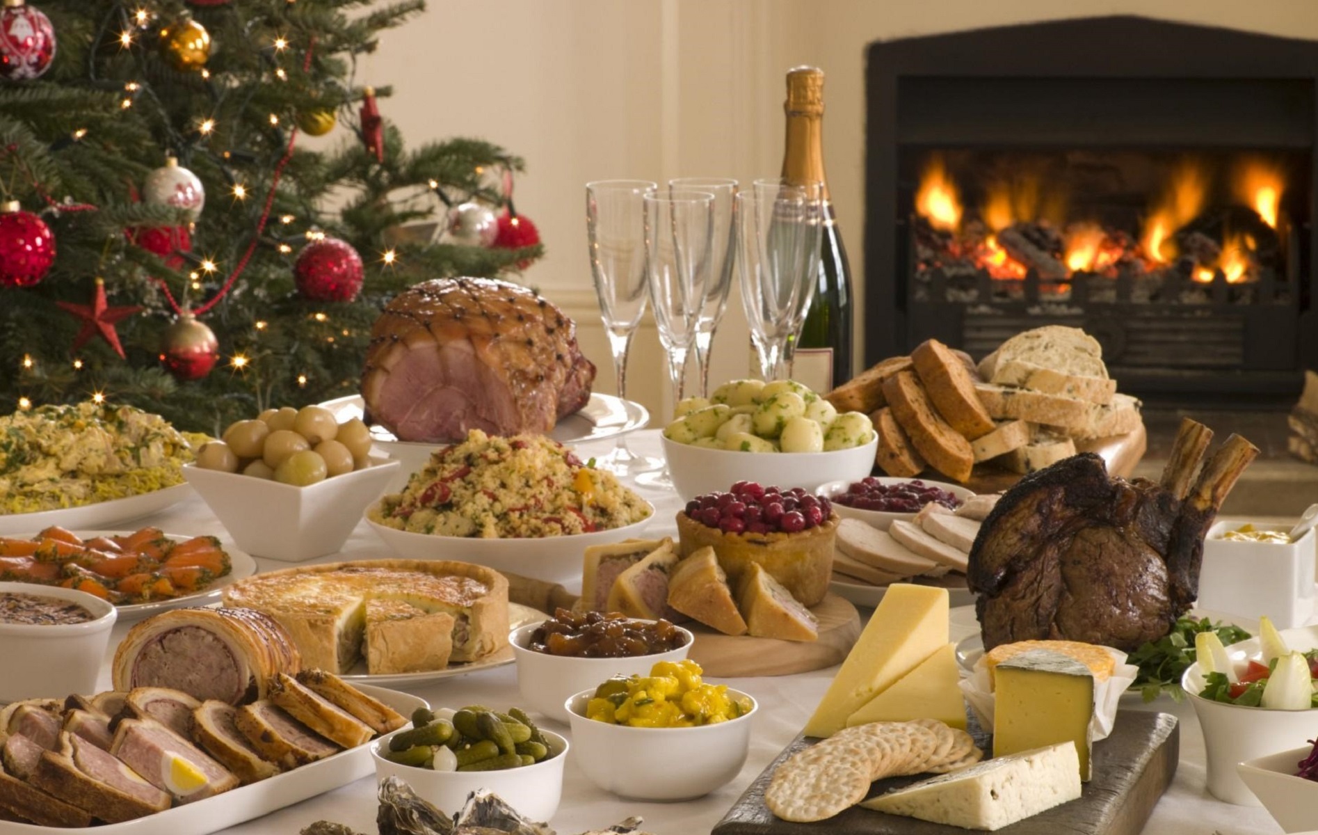 Χριστούγεννα: Μειωμένο το κόστος για το τραπέζι των εορτών