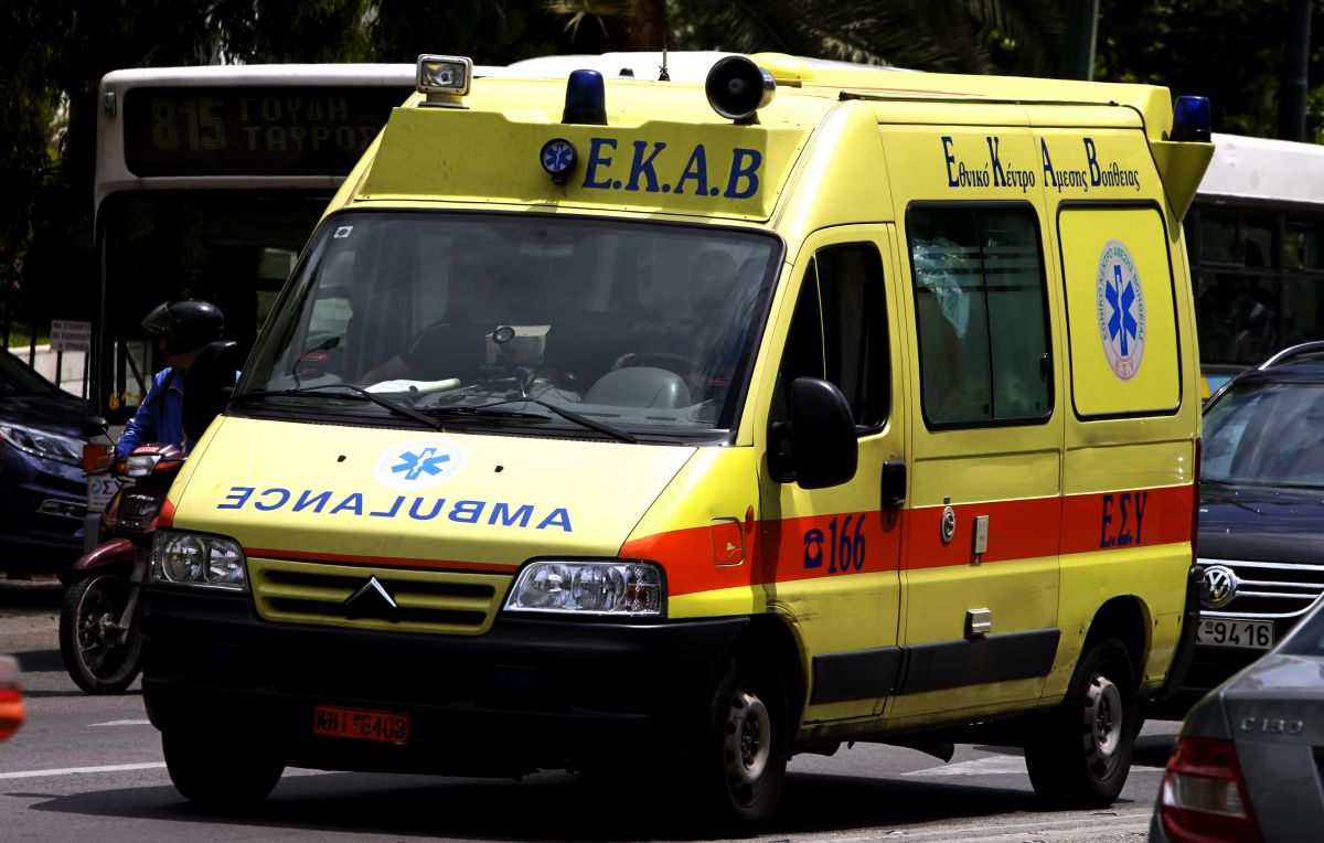 Σοκ στην Λάρισα: Γυναίκα έπεσε από τον δεύτερο όροφο και σκοτώθηκε