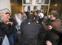 Θεσσαλονίκη: Ένταση με χημικά σε πλειστηριασμό